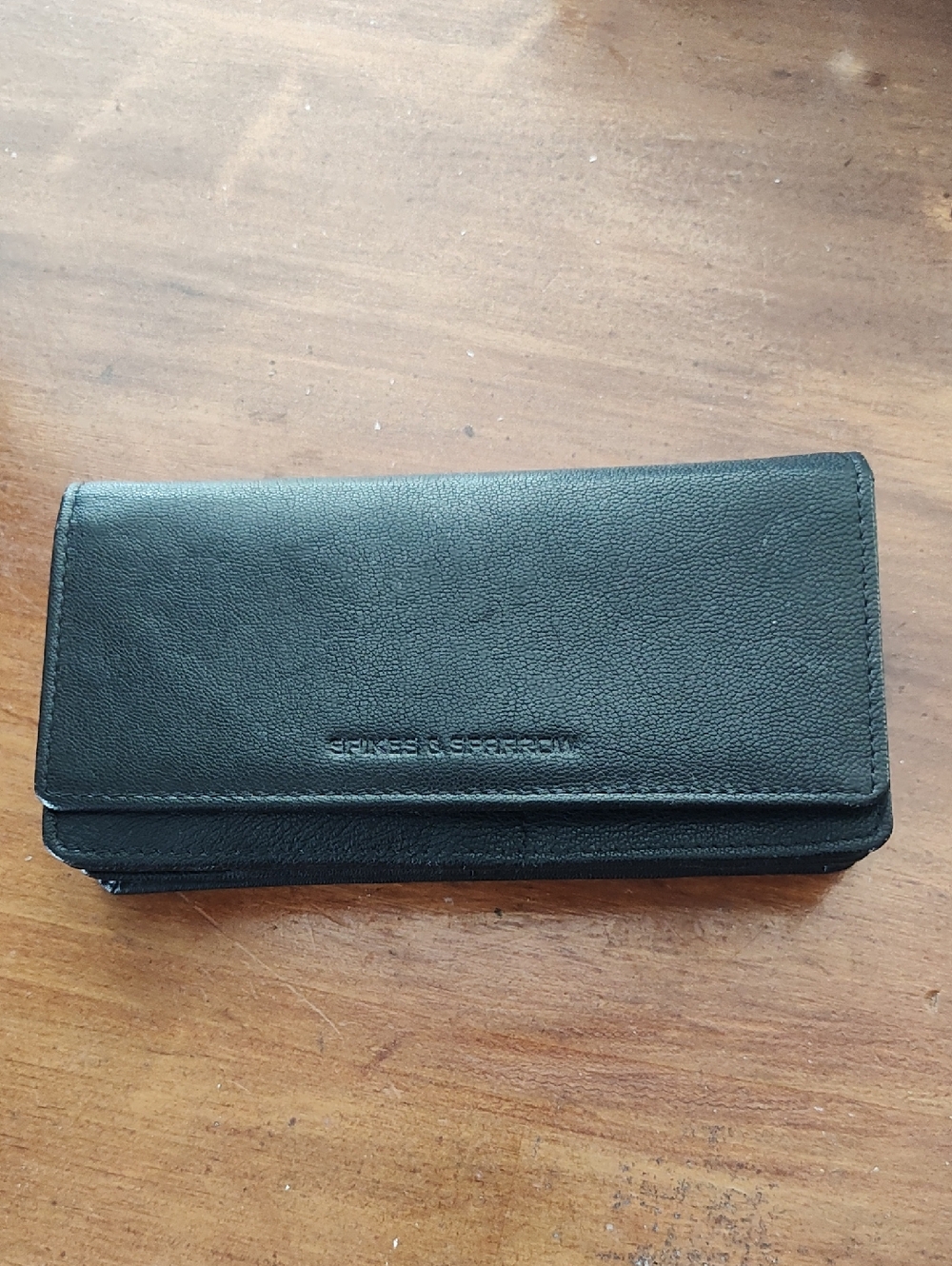 Spikes & Sparrow Black Leather RFID Wallet With A Snap Closure